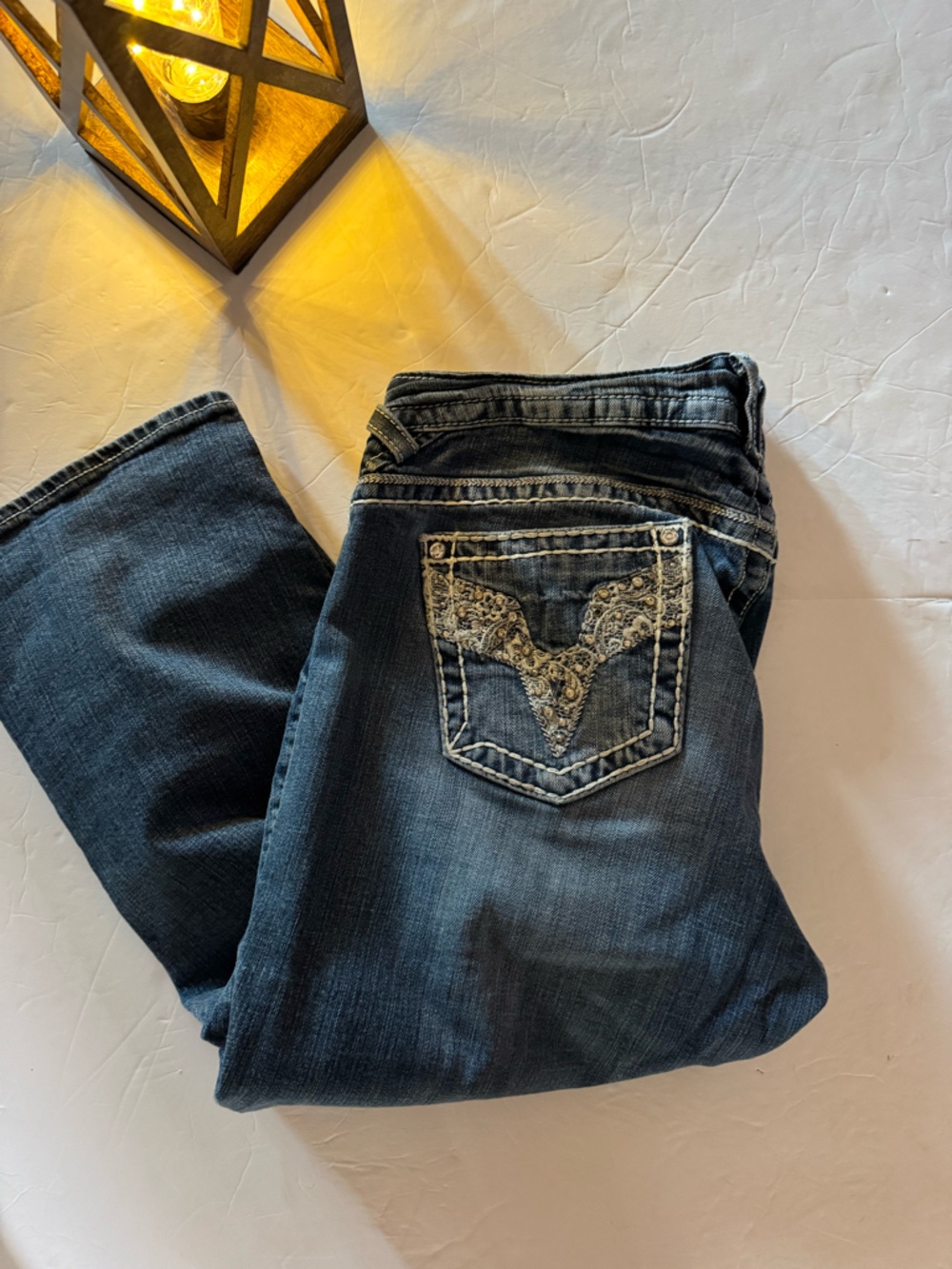 Vigoss Dark Blue Embroidered Pocket Capris